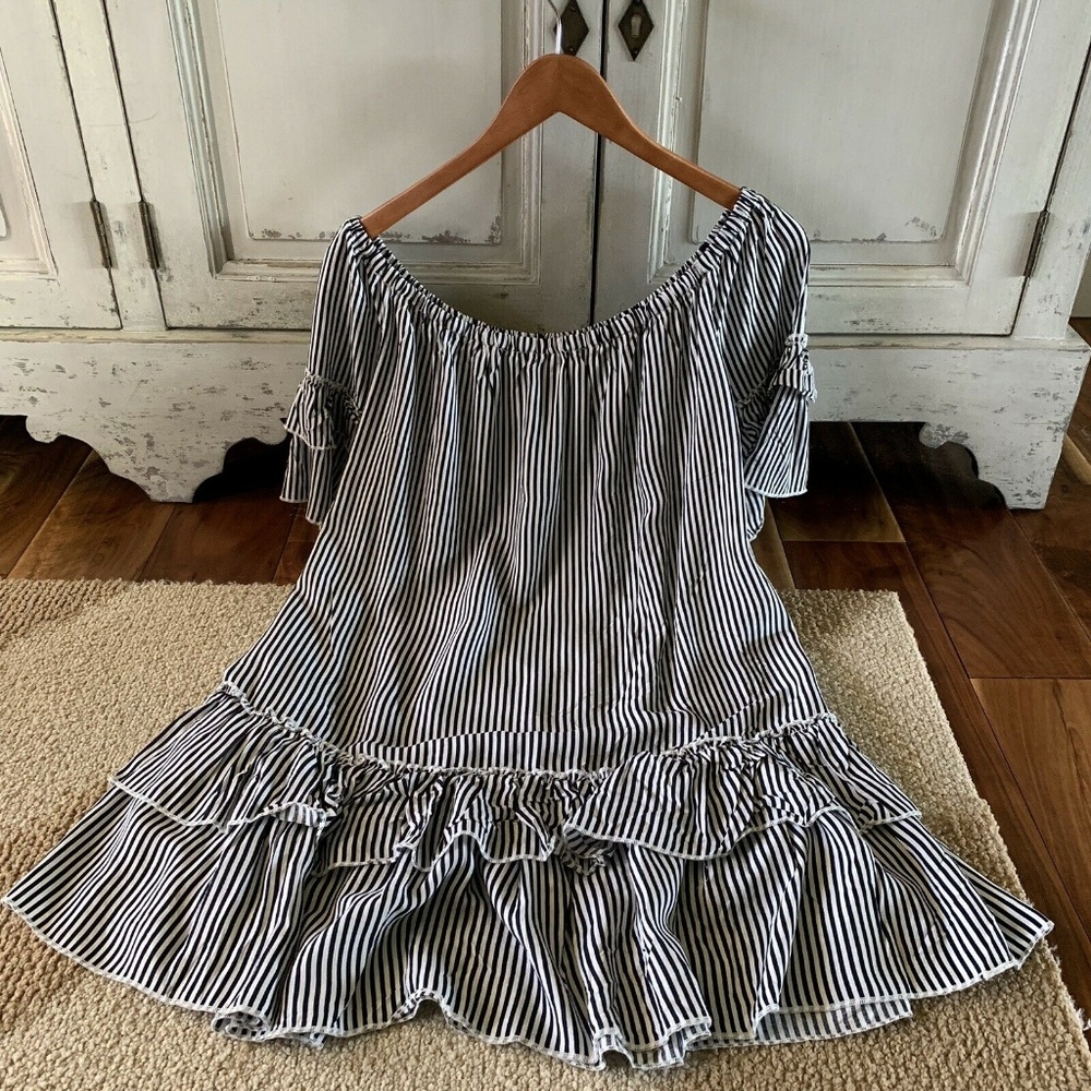 Black & White Stripe Off the Shoulder Tunic Dress - Picture 7 of 8